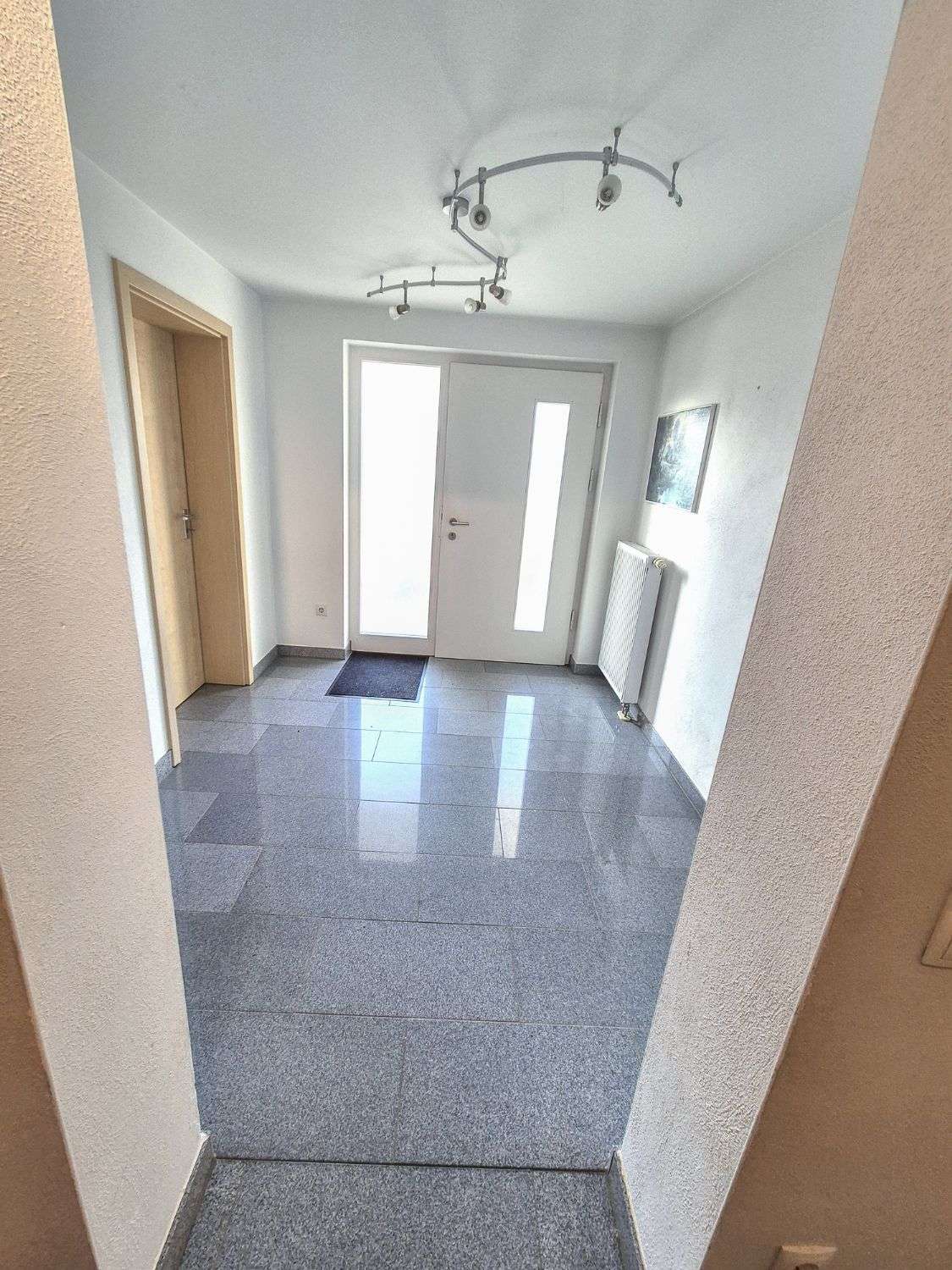 Immobilie in Spiegelberg - Sonnige Wohnlage *Top modernes und energetisches Einfamilienhaus mit Aussicht* - Bild 9