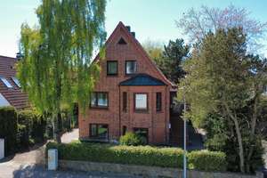 Altbauvilla in Top Lage von Timmendorfer Strand – Die vollständige Adresse der Immobilie erhältst du vom Anbieter., 23669 Timmendorfer Strand – Vorschaubild 1