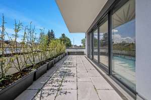 Design, Raum und Flexibilität – eine moderne Bauhausvilla mit Pool für alle Lebensphasen – Die vollständige Adresse der Immobilie erhältst du vom Anbieter., 81825 Gartenstadt Trudering, München – Vorschaubild 29