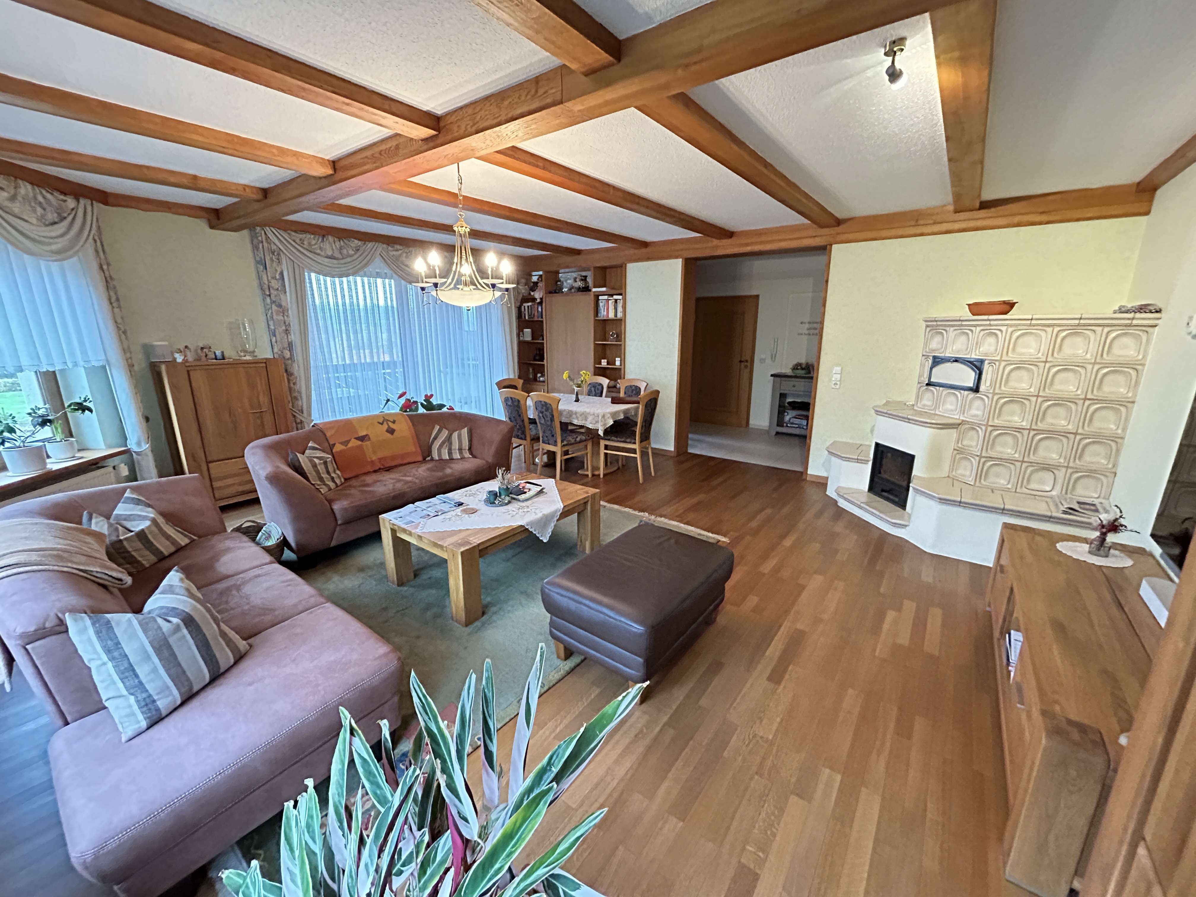 Immobilie in Diemelstadt - Zweifamilienhaus mit Doppelgarage in idyllischer Lage in Diemelstadt-Wrexen - Bild 12