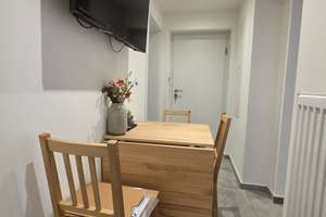 Ab sofort! Helles Zimmer in gepflegter 2er-WG zu vermieten Austraße 76, 90429 Nürnberg – Austraße 76, 90429 Bärenschanze, Nürnberg – Vorschaubild 3