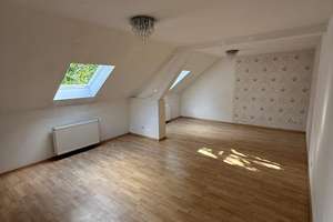 2,5 Zimmer Dachgeschoss-Wohnung in Krefeld-Fischeln - Küche inklusive – Die vollständige Adresse der Immobilie erhältst du vom Anbieter., 47807 Fischeln, Krefeld – Vorschaubild 5