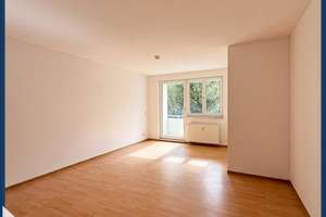 Attraktive Wohnung mit 2-Zimmern, neuer Einbauküche, Balkon & Stellplatz! – 39112 Altstadt, Magdeburg – Vorschaubild 3