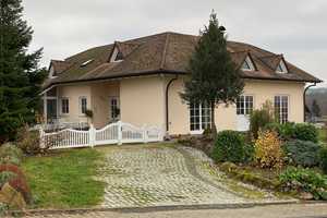 Großzügige Villa mit gehobener Innenausstattung in Neckarbischofsheim von privat zu verkaufen  – Buchenstraße 1, 74924 Rhein-Neckar-Kreis – Vorschaubild 2