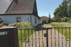 Ruhige Wohnlage auf großem Grundstück in Krefeld-Benrad-Süd – Die vollständige Adresse der Immobilie erhältst du vom Anbieter., 47804 Benrad-Süd, Krefeld – Vorschaubild 2