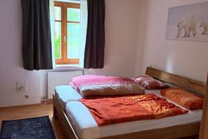 Gepflegte 2-Zimmer-Wohnung in zentraler Lage von Traunstein – Die vollständige Adresse der Immobilie erhältst du vom Anbieter., 83278 Traunstein – Vorschaubild 12