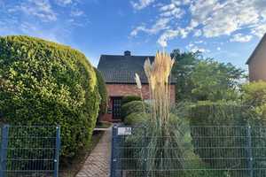 UPDATED: vollständig renoviertes 4-Zimmer-Haus mit gehobener Innenausstattung in Köln Zündorf – Köln – Vorschaubild 1