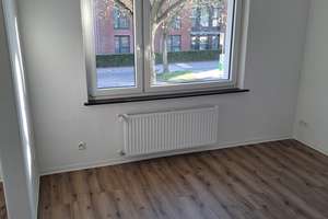 ruhige Maisonette-Wohnung, 3 1/2 Zimmer, ca. 96 qm, Balkon, EBK, Keller in Brhv.-Wulsdorf – Lindenallee 51, 27572 Wulsdorf, Bremerhaven – Vorschaubild 12