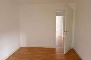 Viel Platz - Modernes Reiheneckhaus mit Garten in Frensdorf zu vermieten – Die vollständige Adresse der Immobilie erhältst du vom Anbieter., 96158 Frensdorf – Vorschaubild 6
