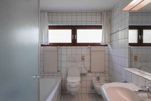Exklusives Architektenhaus in begehrter Wohnlage von Saarlouis-Picard! – Die vollständige Adresse der Immobilie erhältst du vom Anbieter., 66740 Saarlouis – Vorschaubild 11