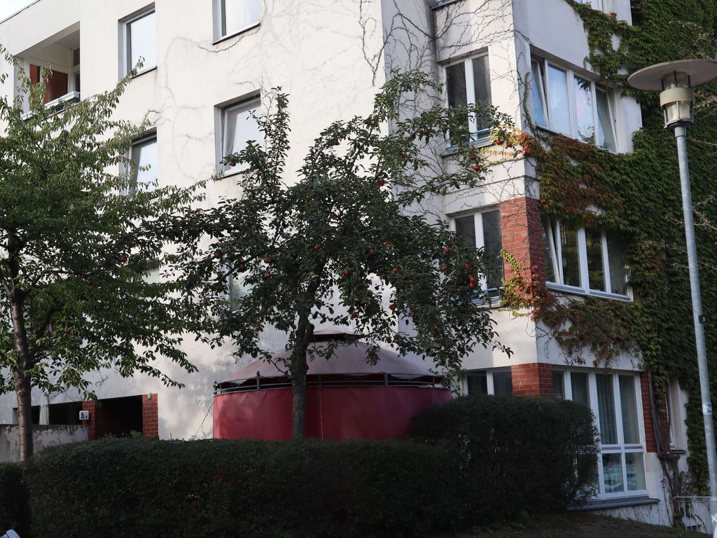2-Zimmer-Wohnung mit Balkon in Teltow sucht Mieter mit WBS!