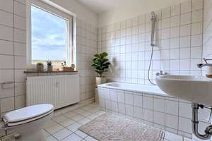Helle 3-Zimmer-Wohnung mit ruhigem Balkon in Leipzig – Bergahornstraße 3, 4319 Engelsdorf, Leipzig – Vorschaubild 6
