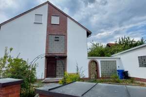 Perfekt gelegenes, geräumiges Mehrfamilienwohnhaus in Büchenbach von Privat – Die vollständige Adresse der Immobilie erhältst du vom Anbieter., 91186 Büchenbach – Vorschaubild 2