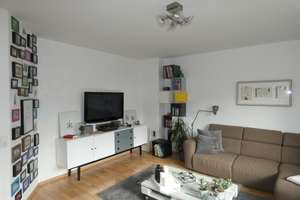 Im "Herzen" der List - helle 2 Zimmerwohnung mit Einbauküche und Balkon zum 01.02.2026 – Bonifatiusplatz 5, 30161 List, Hannover – Vorschaubild 17