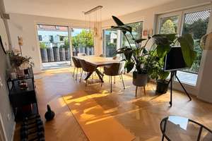 Lichtdurchflutetes Penthouse : 3-Zimmer-Wohnung mit Süd-West-Balkon