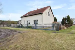 Einfamilienhaus mit großem Grundstück und individuellem Gestaltungspotenzial – Teltow-Fläming (Kreis) – Vorschaubild 1