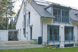 Gehobene 3,5-Zimmer-Doppelhaushälfte mit EBK in Sieglitzhof, Erlangen – Erlangen – Vorschaubild 2