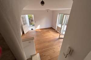 Stadtleben trifft Gartenoase — Idyllisches Quatrohaus  in München-Obermenzing 3 Zimmer | 87 m²  – Die vollständige Adresse der Immobilie erhältst du vom Anbieter., 81245 Obermenzing, München – Vorschaubild 4