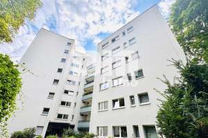 Umfangreich sanierte 4-Zimmerwohnung im EG mit Balkon in hervorragender Wohnlage – Die vollständige Adresse der Immobilie erhältst du vom Anbieter., 34119 West, Kassel – Vorschaubild 1