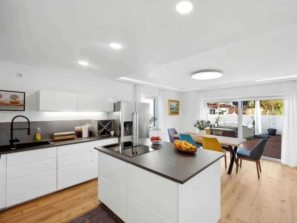 Immobilie in Kahl am Main - Direkt vom Eigentümer - Exklusive Penthouse-Maisonette - 7 Zimmer, ca. 159 m², 50 m² Terrasse - Bild 3