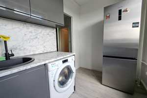 Fully Renovated 2-Room Apartment with a built-in kitchen – Limited 1-Year Lease from 01.09.2025 – Singerstraße 111, 10179 Berlin – Vorschaubild 14