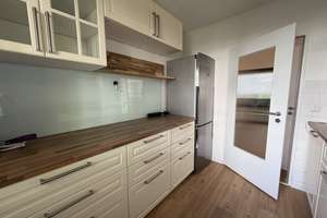 Sanierte 2,5 Zimmerwohnung mit Balkon und Einbauküche – 81375 Neuhadern, München – Vorschaubild 5