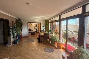 Bezugsfrei ab August 2026-Tolle 5,5 Zi.-Maisonette Whg. sucht..... – Vionvillestrasse 12, 12167 Steglitz, Berlin – Vorschaubild 2