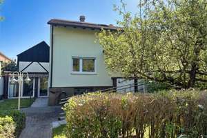 Viel Platz zum Leben - Großes Haus mit weitläufigem Garten – Die vollständige Adresse der Immobilie erhältst du vom Anbieter., 76756 Bellheim – Vorschaubild 2