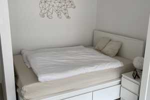 Helle möbilierte 1-Zimmerwohnung mit Balkon in Stadtmitte   – Oststraße 112, 40210 Düsseldorf – Vorschaubild 3