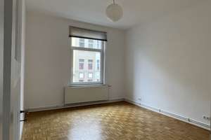 Schöne Altbauwohnung mit Balkon und EBK, zentral gelegen – Kriegerstr. 22, 30161 Vahrenwald, Hannover – Vorschaubild 8
