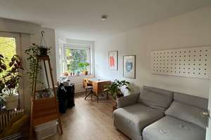 Zentral gelegene Wohnung mit zwei Zimmern und Balkon – Lazarettstraße 15-17, 48149 Kreuz, Münster – Vorschaubild 1