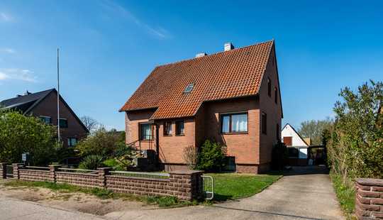 Bild von LENAU - Modernisiertes Einfamilienhaus mit Traumgrundstück direkt am Naturschutzgebiet!