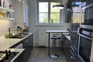 Helle 4 Zimmer Wohnung mit verglaster Loggia
in Berlin Schöneberg |Bezugsfrei ab Juli – Die vollständige Adresse der Immobilie erhältst du vom Anbieter., 12159 Schöneberg, Berlin – Vorschaubild 5