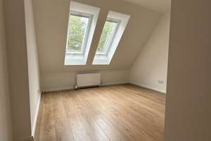 Über den Dächern von Lübars: Vollklimatisierte, sanierte 4-Zi.-Dachgeschoss-Whg. – Die vollständige Adresse der Immobilie erhältst du vom Anbieter., 13469 Waidmannslust, Berlin – Vorschaubild 13