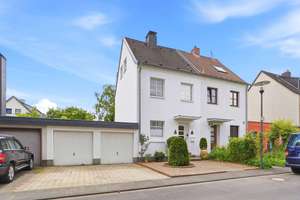 Sonnenverwöhnte Doppelhaushälfte auf Südgrundstück – Die vollständige Adresse der Immobilie erhältst du vom Anbieter., 51109 Merheim, Köln – Vorschaubild 16