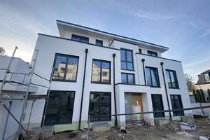 Neu: große Wohnung auf 2 Ebenen mit sonnigem Garten – Hohenlohestraße 15, 65193 Nordost, Wiesbaden – Vorschaubild 3