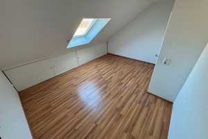 NEU!! Stilvolles, vollständig renoviertes Reihenhaus mit Garten und Einbauküche  – Wandersmannstraße 72d, 65205 Wiesbaden – Vorschaubild 14