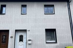 Immobilienvermarktung eines Reihenmittelhauses in Zeitz, Sachsen-Anhalt – Forststraße 45, 6712 Burgenlandkreis – Vorschaubild 2