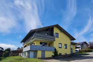 Wohnen wo andere Urlaub machen!
Bezahlbares Wohlfühlhaus mit viel Platz und tollen Möglichkeiten! – Die vollständige Adresse der Immobilie erhältst du vom Anbieter., 94556 Neuschönau – Vorschaubild 1