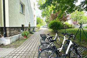 Großzügige Familienwohnung mit Sonnenbalkon und Gartenmitbenutzung – Die vollständige Adresse der Immobilie erhältst du vom Anbieter., 1277 Gruna, Dresden – Vorschaubild 4