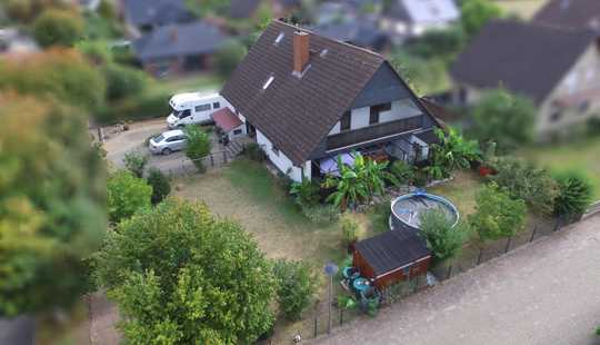 Bild von 2 Familien, 1 großes Haus, Ihre neue Wohnoase