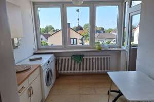 Helle freundliche 2-Raum-Wohnung mit Balkon – Schiffdorfer Chaussee 184a, 27574 Schiffdorferdamm, Bremerhaven – Vorschaubild 3