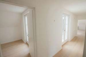 Nach umfassender Sanierung – Exklusive Dachgeschosswohnung mit großer Terrasse in begehrter Lage – Die vollständige Adresse der Immobilie erhältst du vom Anbieter., 65183 Mitte, Wiesbaden – Vorschaubild 11