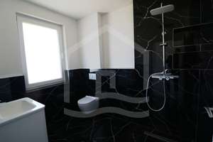 Luxus trifft Design – exklusiver Erstbezug im Neubau – Die vollständige Adresse der Immobilie erhältst du vom Anbieter., 74291 Helmstadt-Bargen – Vorschaubild 13