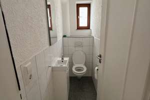 3-Zimmer-Wohnung in Stuttgart-Luginsland – ca. 80 m² in ruhiger & idyllischer Lage – Die vollständige Adresse der Immobilie erhältst du vom Anbieter., 70327 Flohberg, Stuttgart – Vorschaubild 3