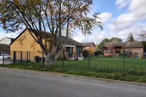 🌳 Wohnen mit Lebensqualität: Freistehendes Einfamilienhaus mit großem Garten, Garage&5 Stellplätzen – Theodor-Heuss-Strasse 10, 52399 Merzenich – Vorschaubild 3