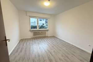 3-4 Familienhaus - 7,7%Rendite - Vermietet- 295qm,Garage,Balkon - Offenbach am Main - – 63073 Bieber, Offenbach am Main – Vorschaubild 15