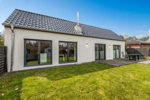 Frisch saniert: Besonderer Bungalow mit über 4 Meter hohen Decken. – Die vollständige Adresse der Immobilie erhältst du vom Anbieter., 24558 Henstedt-Ulzburg – Vorschaubild 20