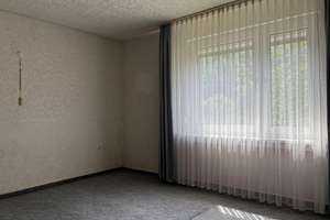 Gepflegtes Einfamilienhaus mit Garage auf großem Grundstück in Siegen- Gosenbach  – 57080 Gosenbach, Siegen – Vorschaubild 14