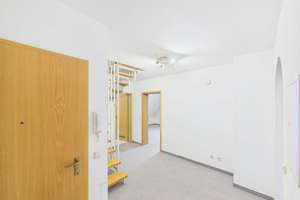 Endlich ankommen! Ihre großzügige 3 Zi.-Maisonette mit zwei Bädern im Zentrum von Altdorf – Die vollständige Adresse der Immobilie erhältst du vom Anbieter., 90518 Altdorf bei Nürnberg – Vorschaubild 4